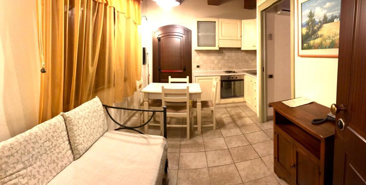 Agriturismo Il Casale Morrovalle Kültér fotó