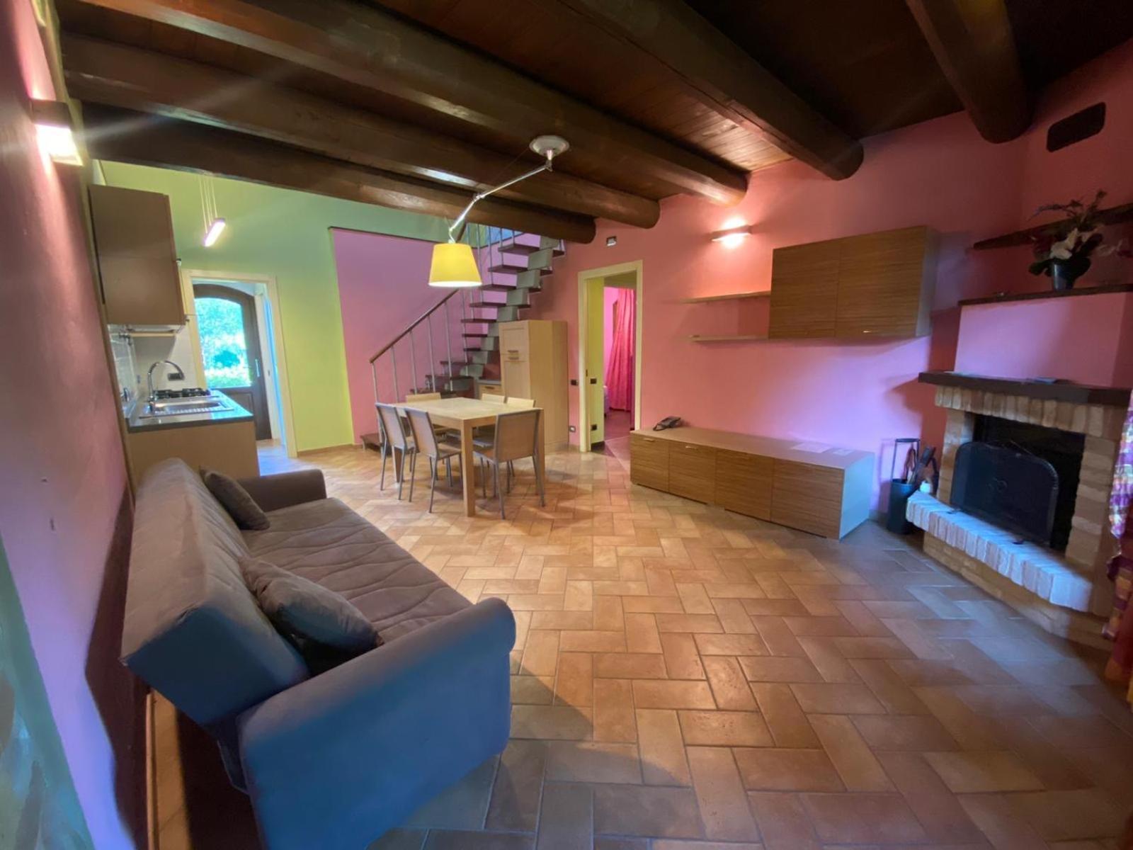 Agriturismo Il Casale Morrovalle Kültér fotó