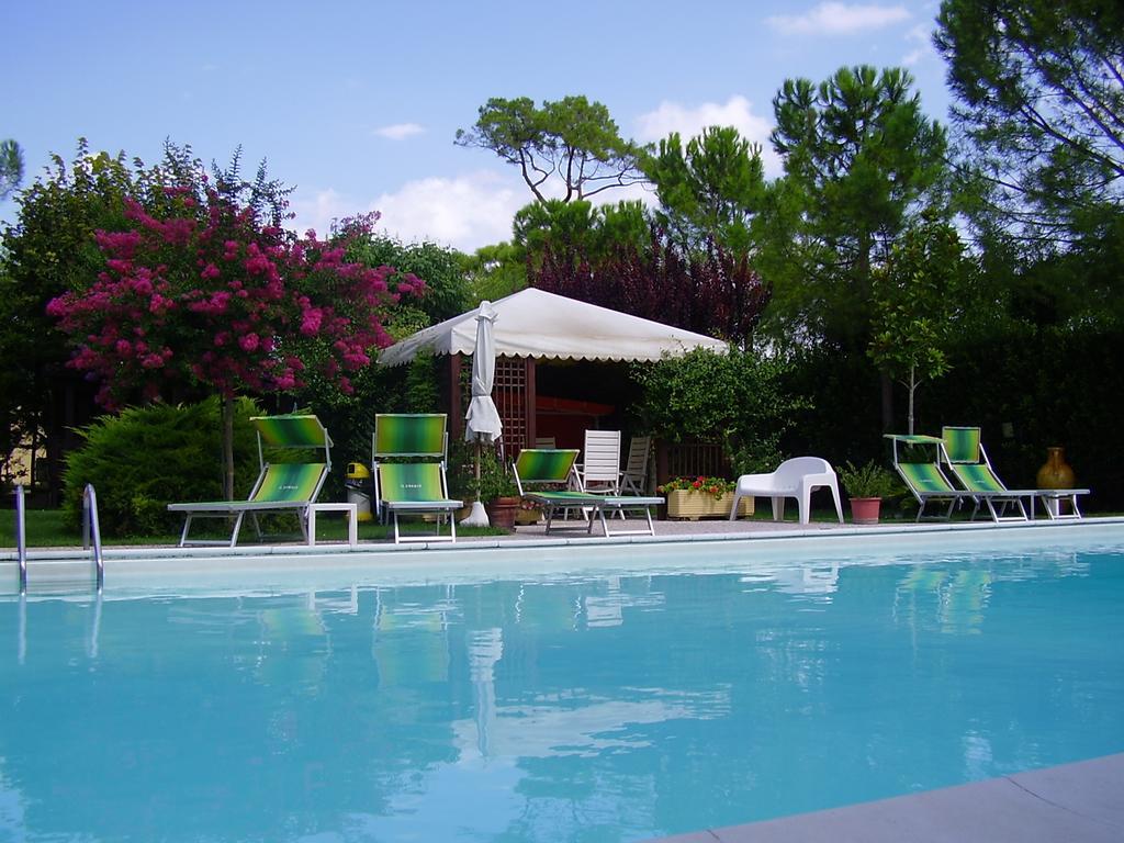 Agriturismo Il Casale Morrovalle Kültér fotó