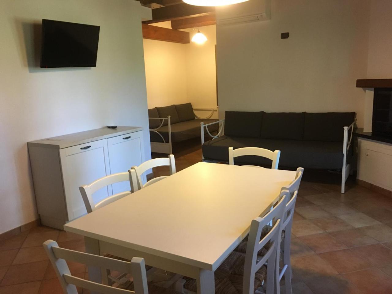 Agriturismo Il Casale Morrovalle Kültér fotó